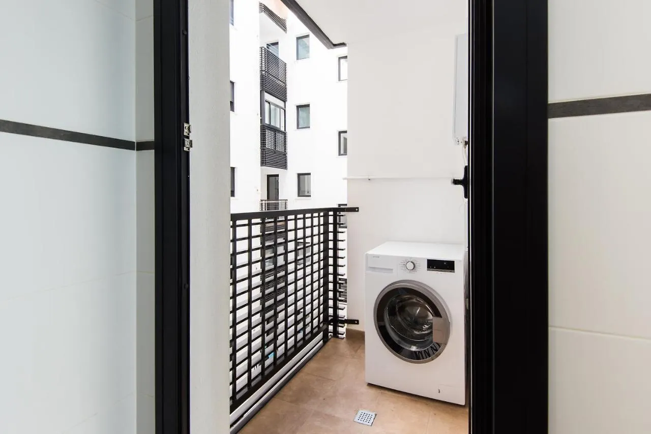 University & Tech Park Malaga Apartment