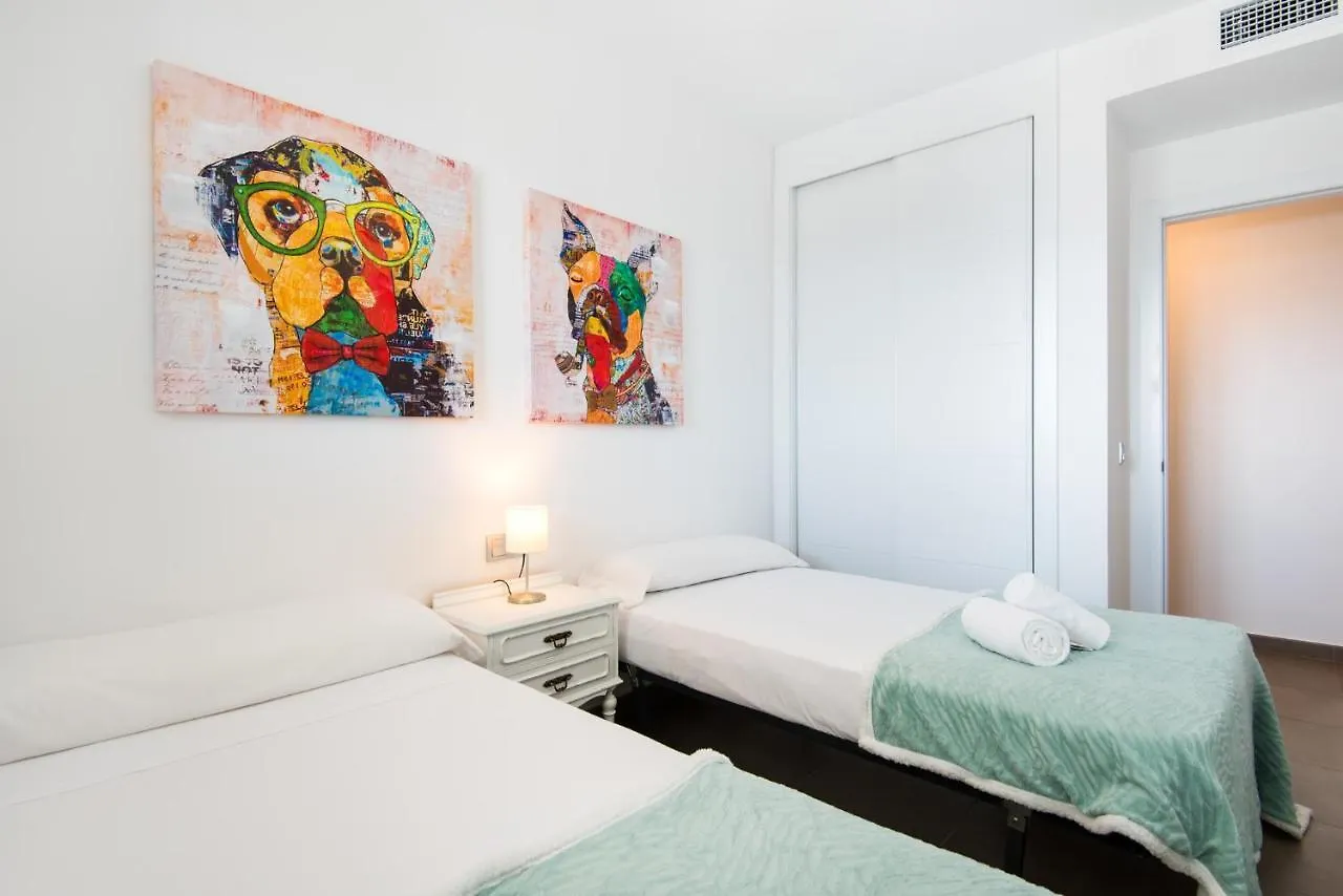University & Tech Park Malaga Apartment 0*,