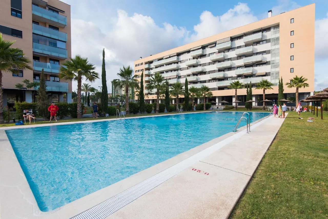 University & Tech Park Malaga Apartment 0*,