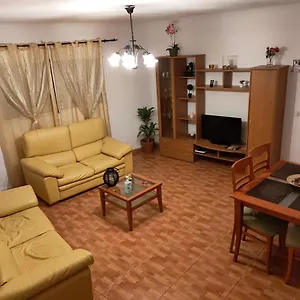 https://casa-independiente-en-la-laguna-vivienda-vacacional.adeje-hotels.com